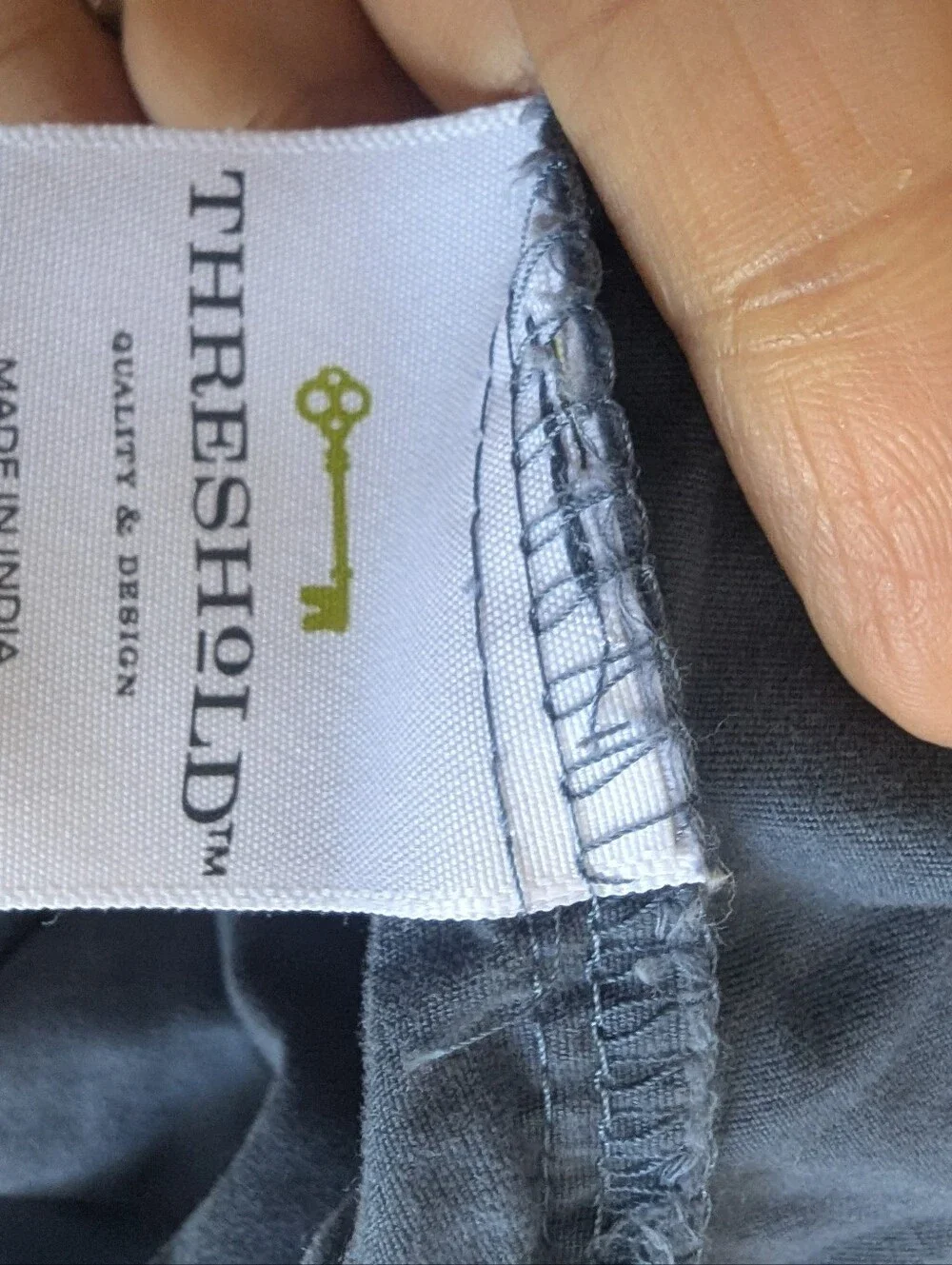 Threshold - 100%cotton Queen bedsheet